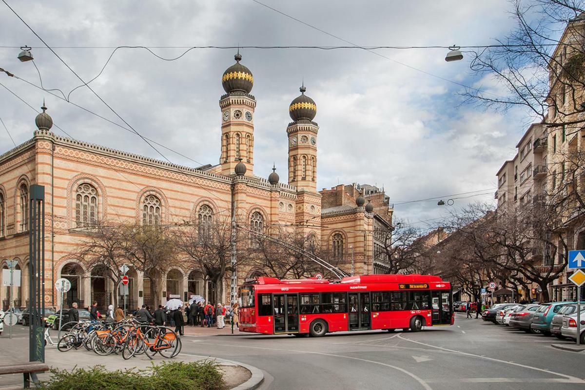 Amilia Apartment Budapest Luaran gambar